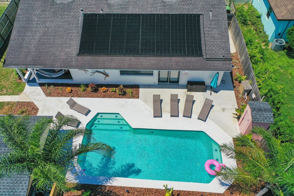 A Jacksonville Beach pool home